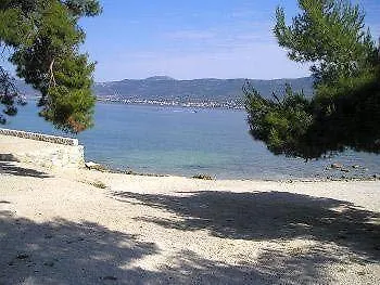 Guest House With Garden - Zuvan Split