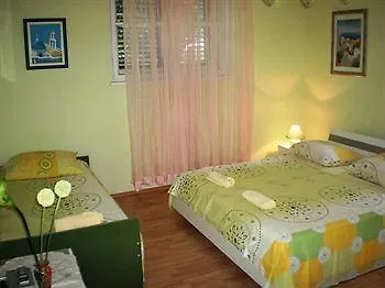 ***  Guest House With Garden - Zuvan Split Chorvatsko