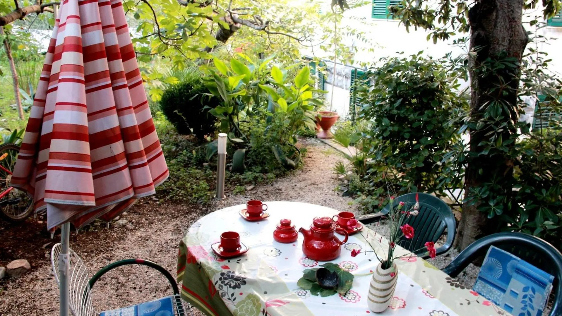 ***  Guest House With Garden - Zuvan Split Croatie